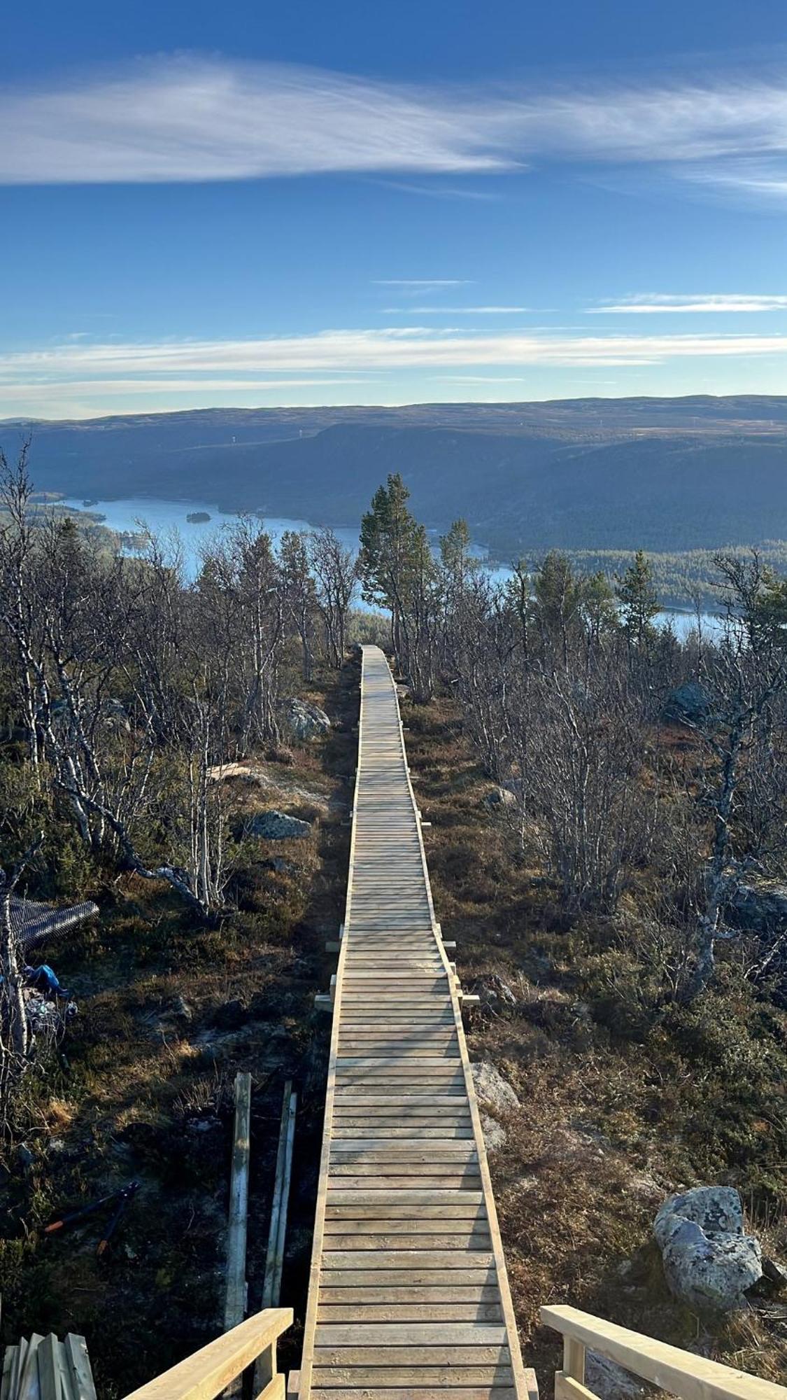 Koselig Hytte Med Usjenert Og Solrik Beliggenhet ヤイロ エクステリア 写真